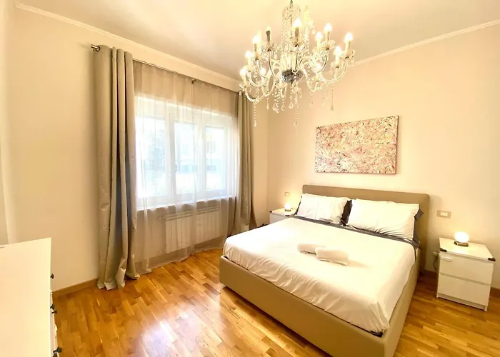 Arca Luxury בית הארחה 4*